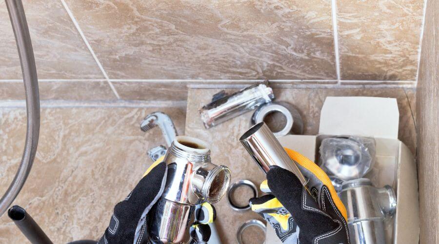 Professional gutter cleaning in Pendroy, MT